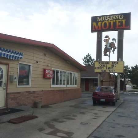 Mustang Motel Gillette Exterior photo